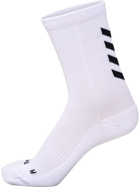 HUMMEL hmlESSENTIAL TRAINING SOCKS WHITE/BLACK 27-30